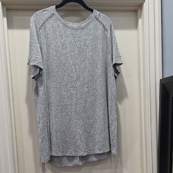 Lane Bryant Tops - Heather Gray Short Sleeve‎ Knit Top